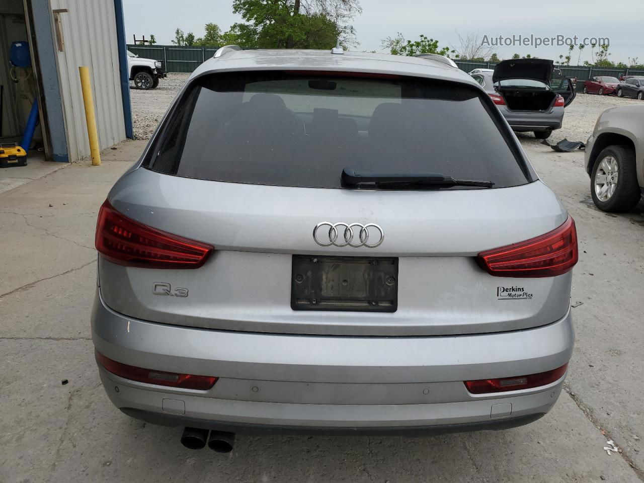 2018 Audi Q3 Premium Silver vin: WA1BCCFS8JR012298