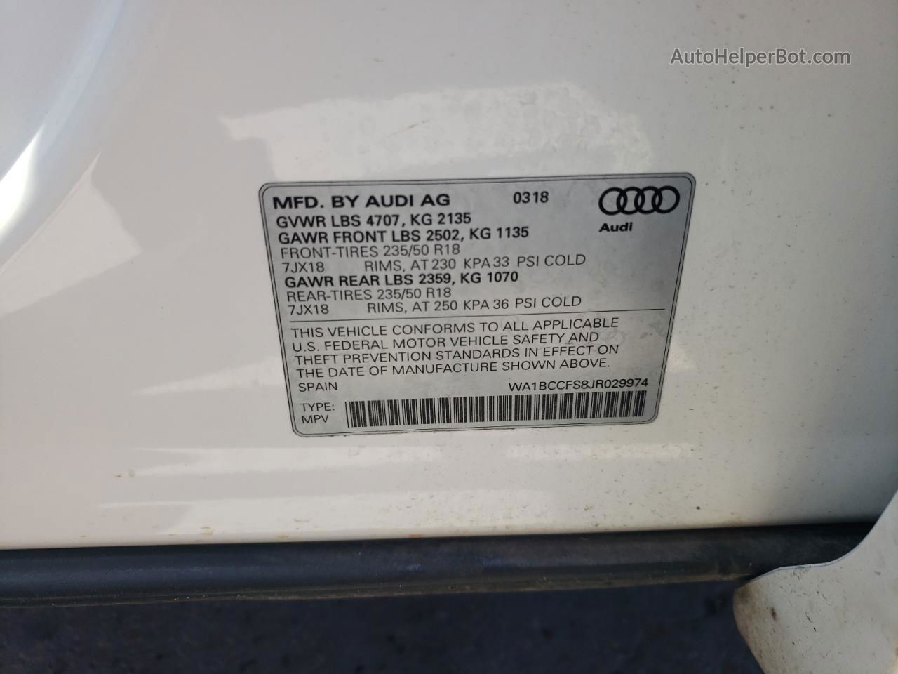 2018 Audi Q3 Premium Белый vin: WA1BCCFS8JR029974