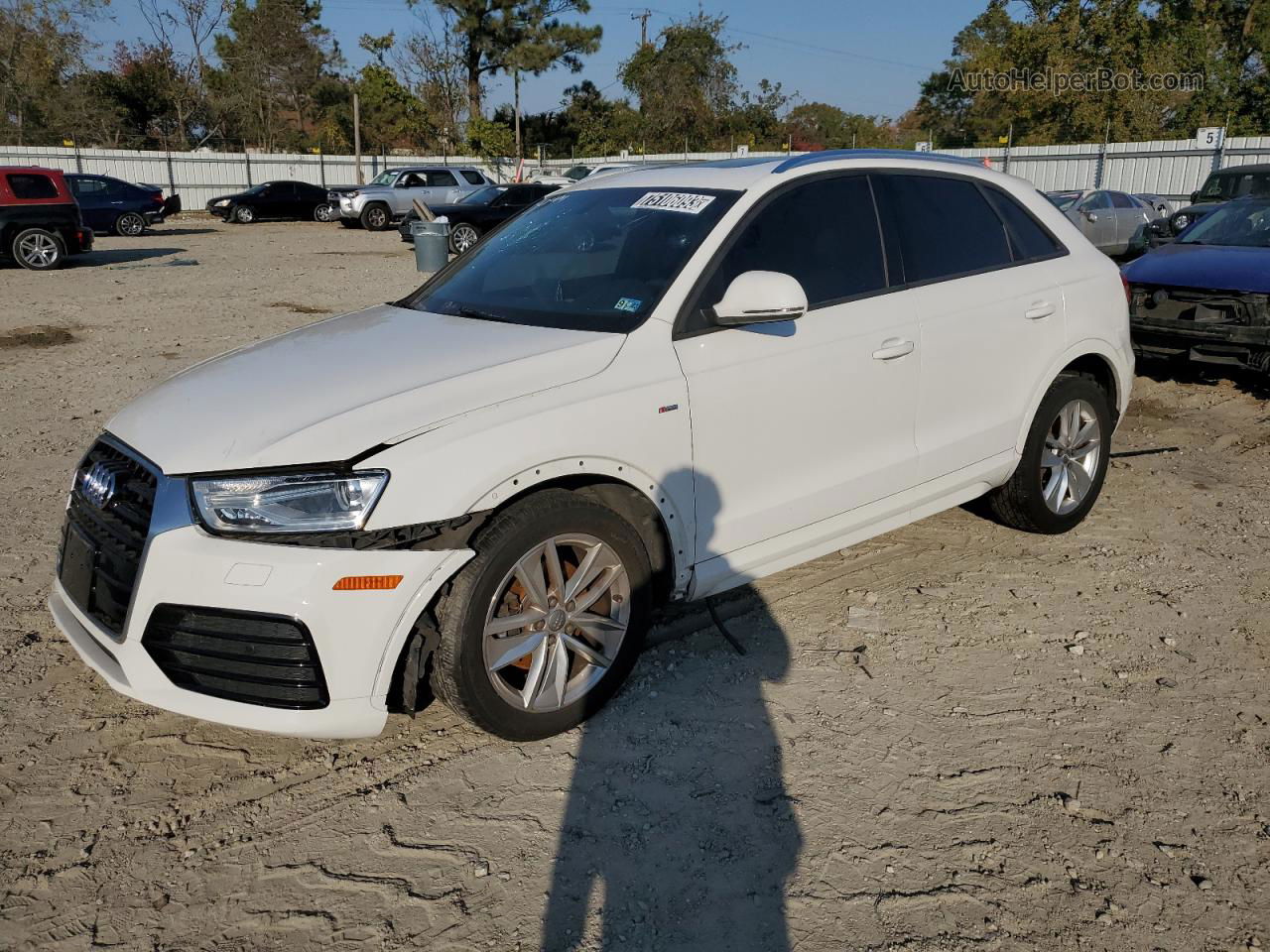 2018 Audi Q3 Premium White vin: WA1BCCFSXJR012478