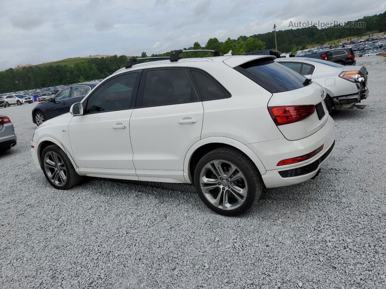 2018 Audi Q3 Premium White vin: WA1BCCFSXJR032634