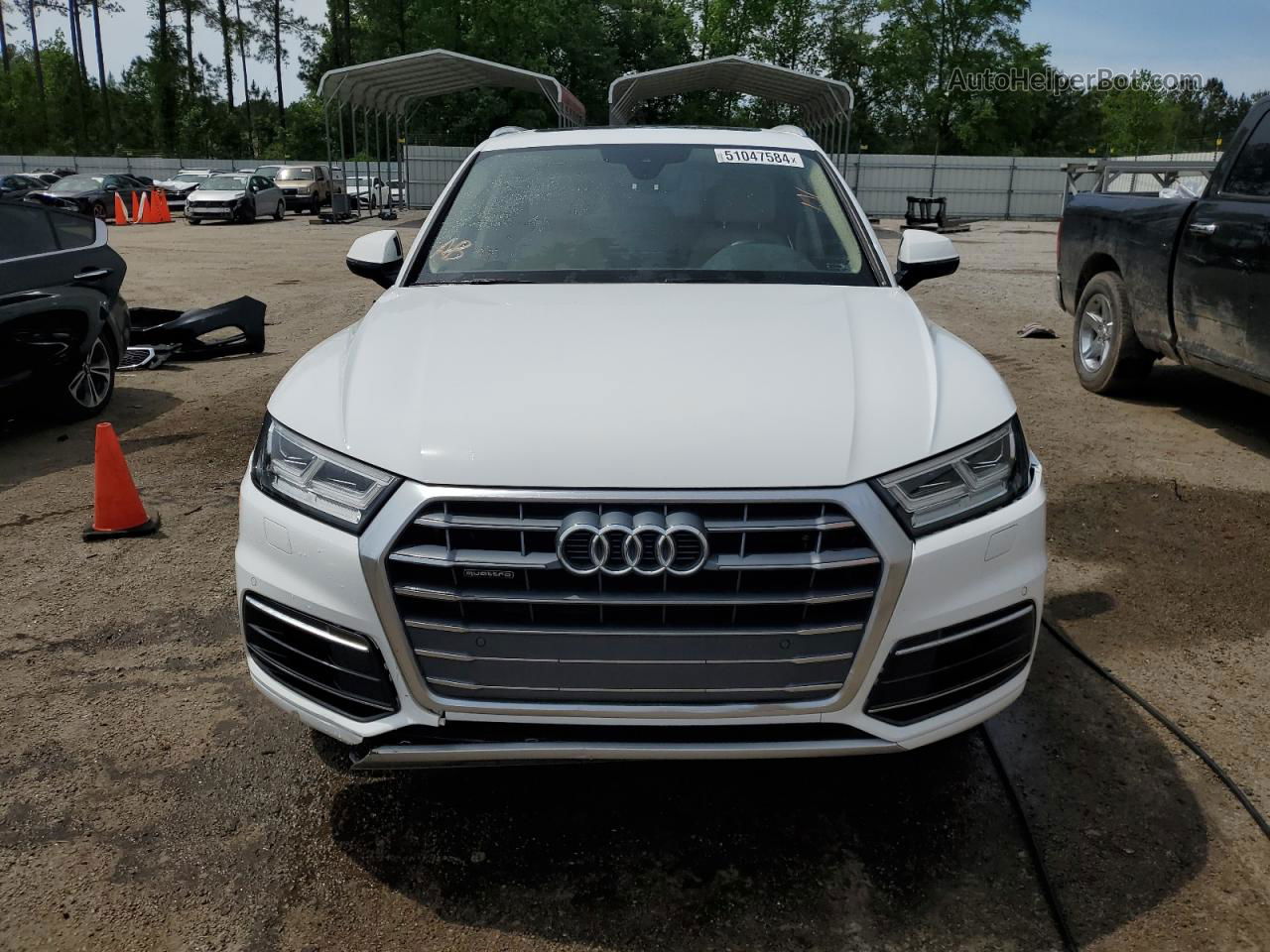 2018 Audi Q5 Premium Plus White vin: WA1BNAFY0J2081868