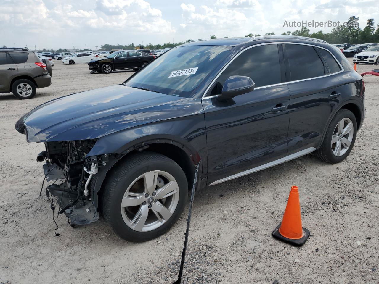 2018 Audi Q5 Premium Plus Черный vin: WA1BNAFY0J2085418