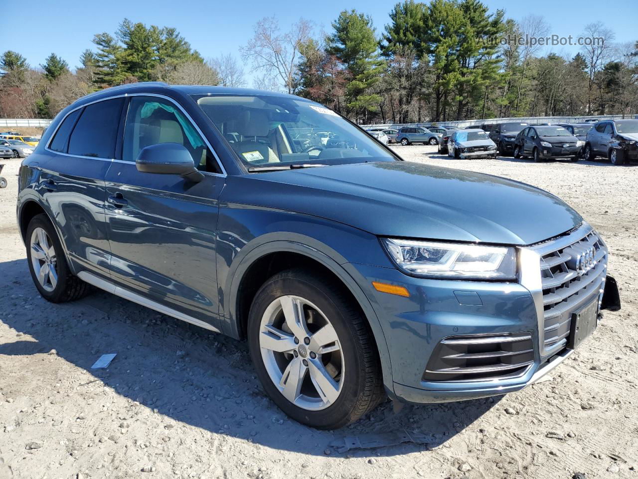 2018 Audi Q5 Premium Plus Синий vin: WA1BNAFY0J2226102