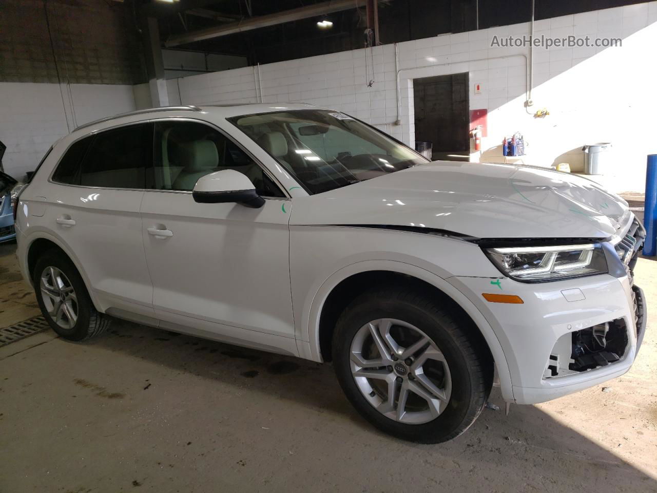 2018 Audi Q5 Premium Plus White vin: WA1BNAFY0J2231784