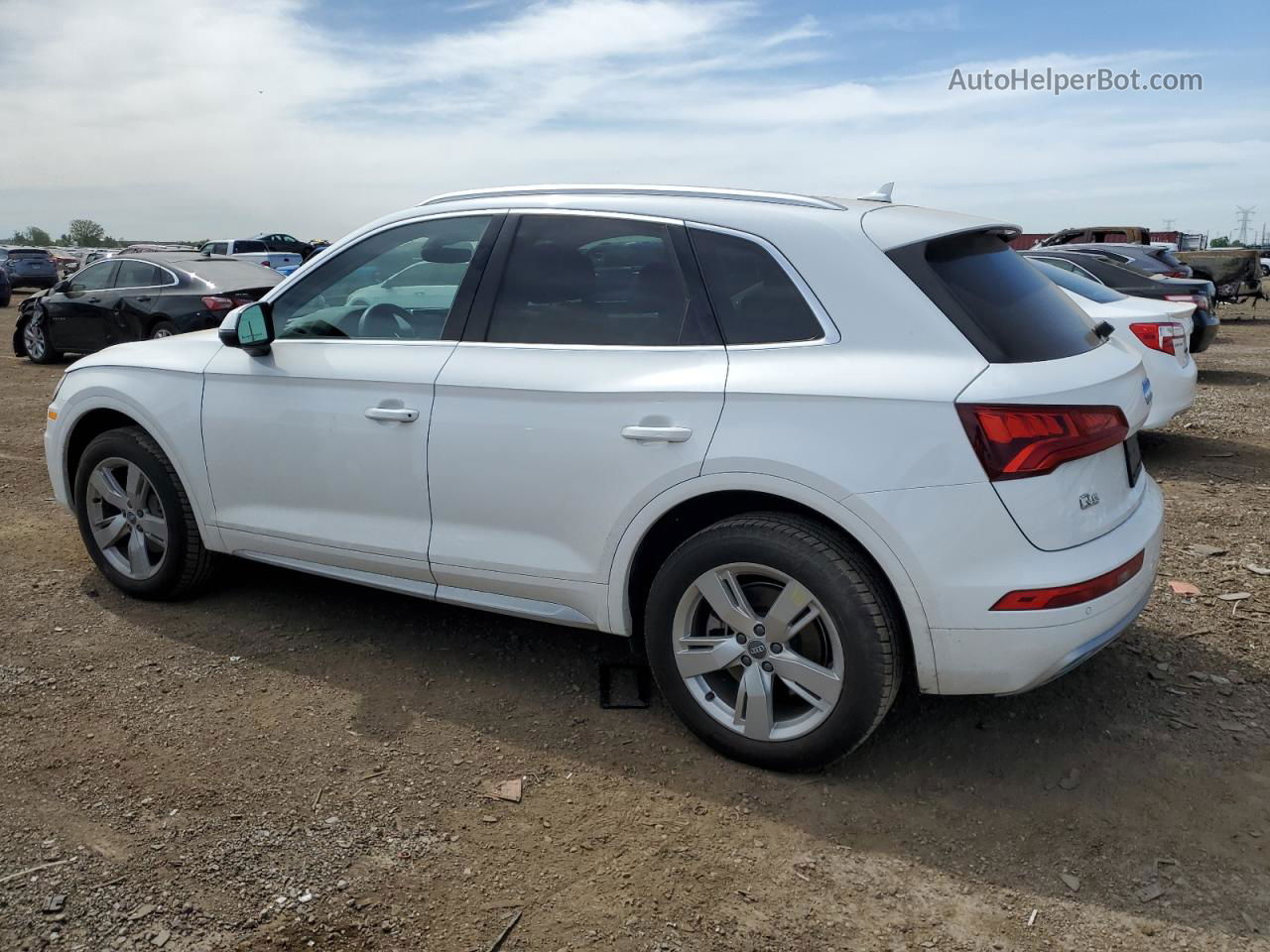 2018 Audi Q5 Premium Plus White vin: WA1BNAFY1J2201709