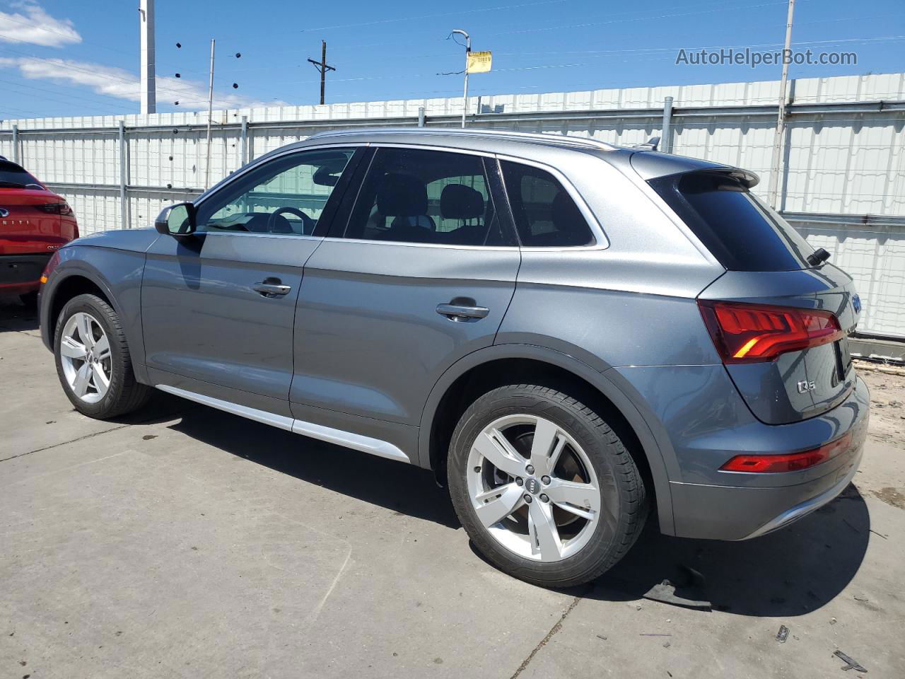 2018 Audi Q5 Premium Plus Серый vin: WA1BNAFY2J2117480