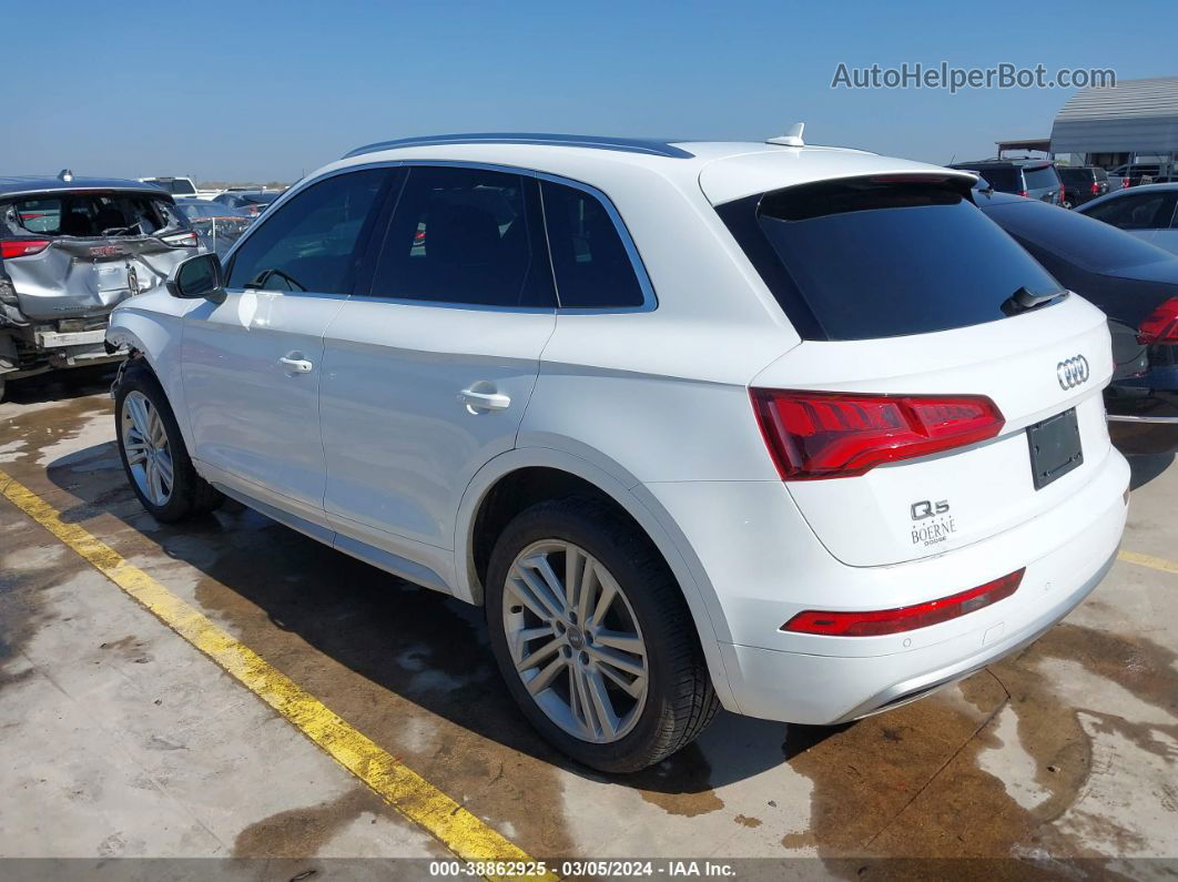 2018 Audi Q5 2.0t Premium/2.0t Tech Premium White vin: WA1BNAFY3J2213277