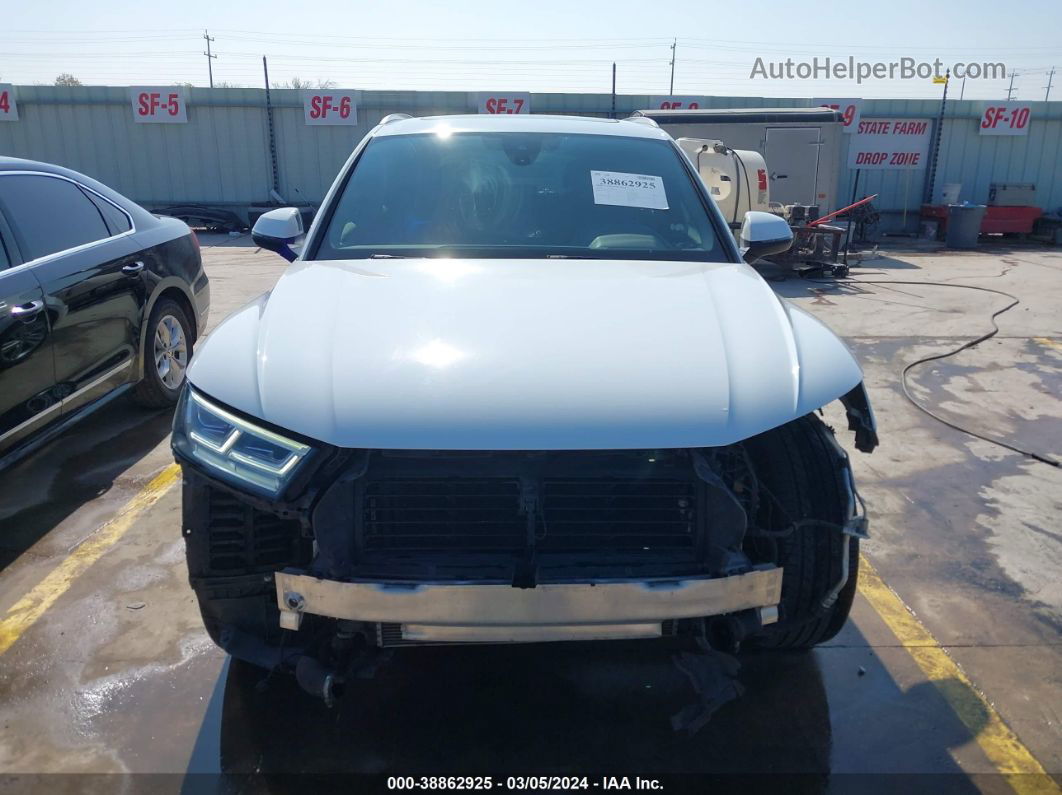 2018 Audi Q5 2.0t Premium/2.0t Tech Premium White vin: WA1BNAFY3J2213277