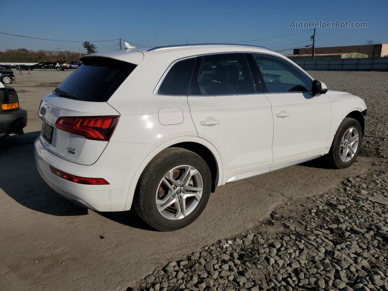 2018 Audi Q5 Premium Plus White vin: WA1BNAFY4J2227849