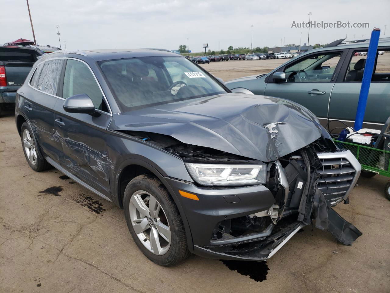 2018 Audi Q5 Premium Plus Серый vin: WA1BNAFY5J2017762