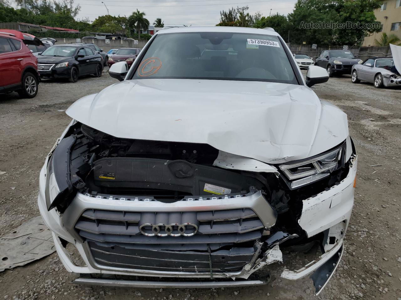 2018 Audi Q5 Premium Plus Белый vin: WA1BNAFY5J2169718