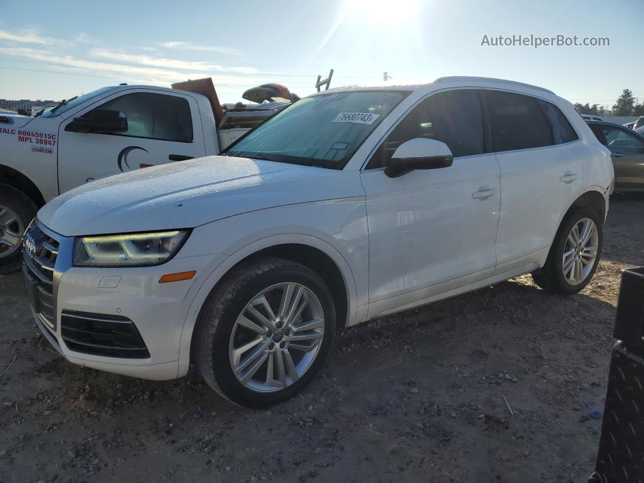 2018 Audi Q5 Premium Plus Белый vin: WA1BNAFY6J2062158