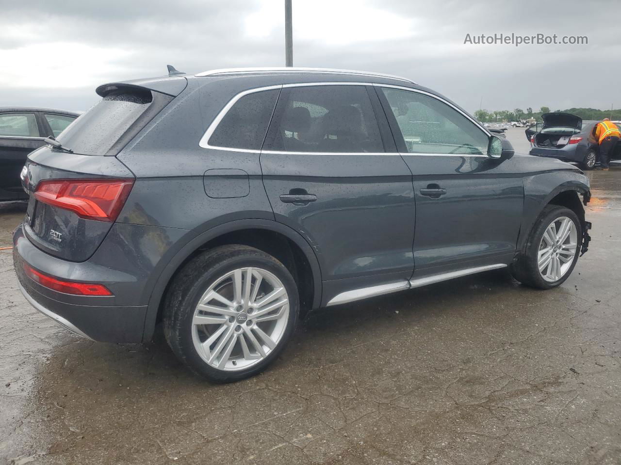 2018 Audi Q5 Premium Plus Gray vin: WA1BNAFY6J2096259