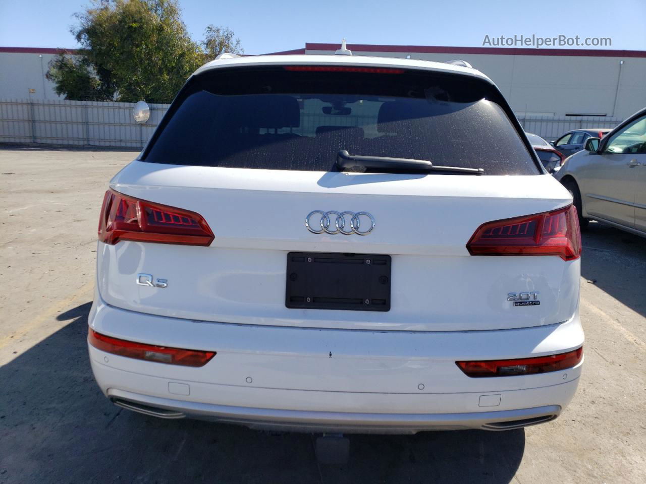 2018 Audi Q5 Premium Plus White vin: WA1BNAFY6J2210101