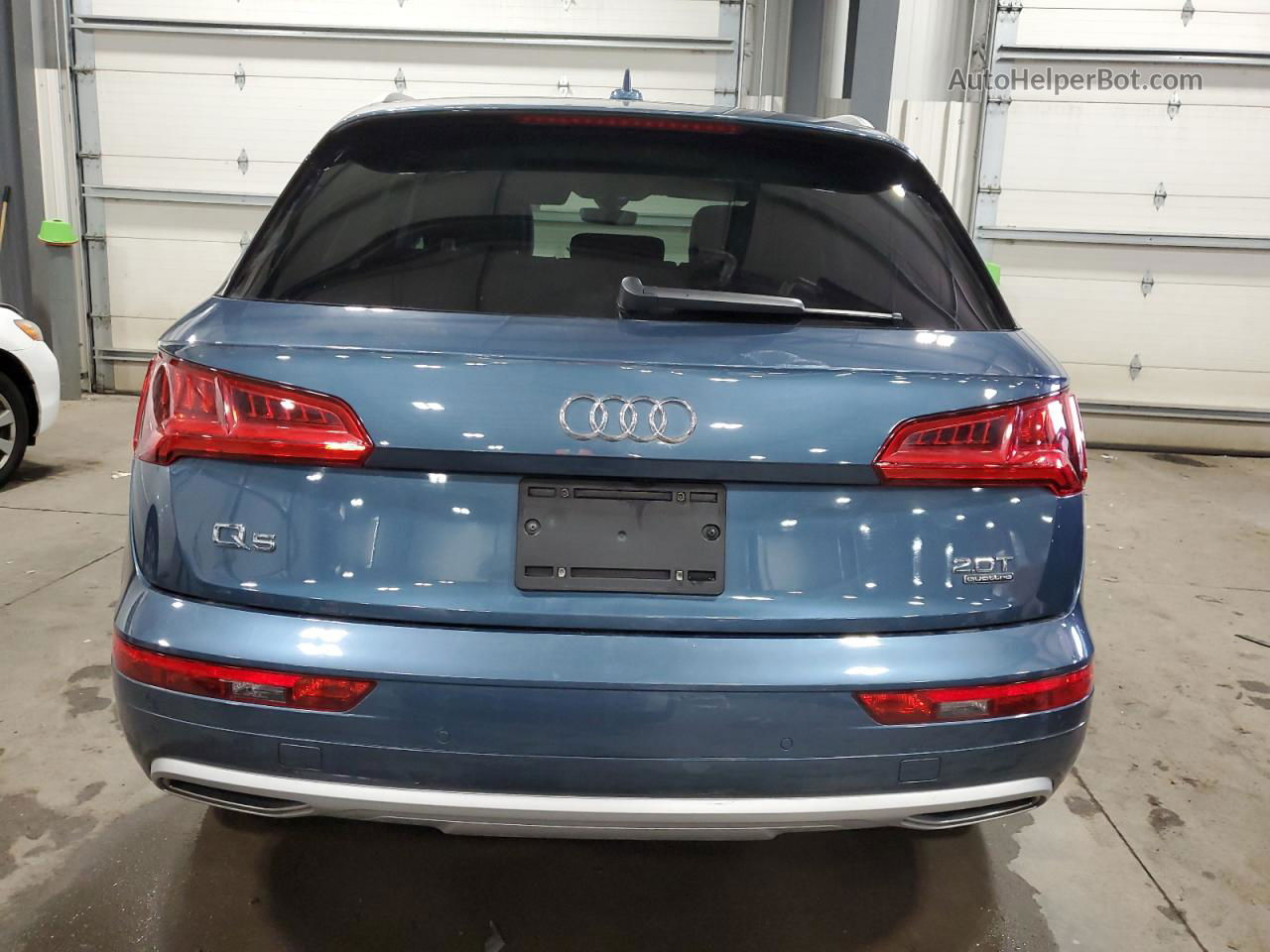 2018 Audi Q5 Premium Plus Синий vin: WA1BNAFY6J2233622