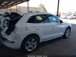 2018 Audi Q5 2.0t Premium/2.0t Tech Premium White vin: WA1BNAFY7J2082161