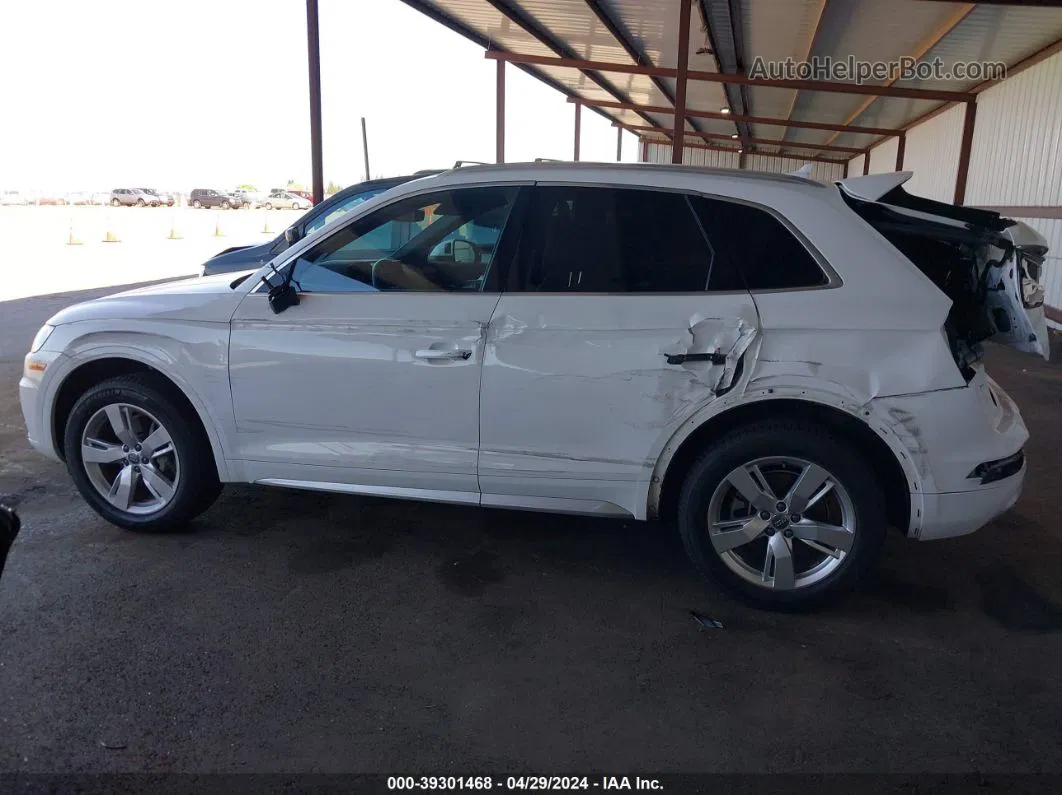 2018 Audi Q5 2.0t Premium/2.0t Tech Premium White vin: WA1BNAFY7J2082161