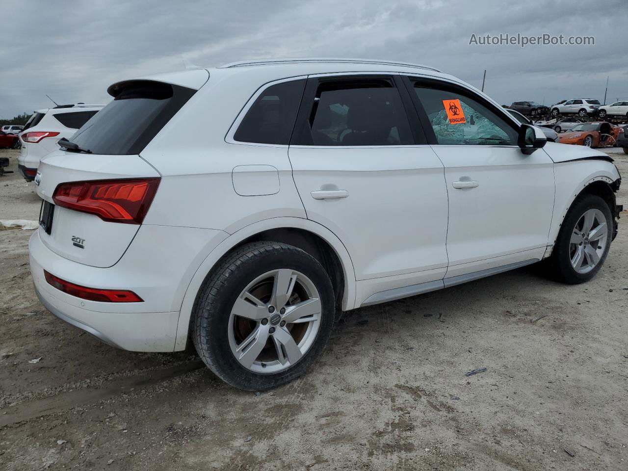 2018 Audi Q5 Premium Plus Белый vin: WA1BNAFY7J2097713