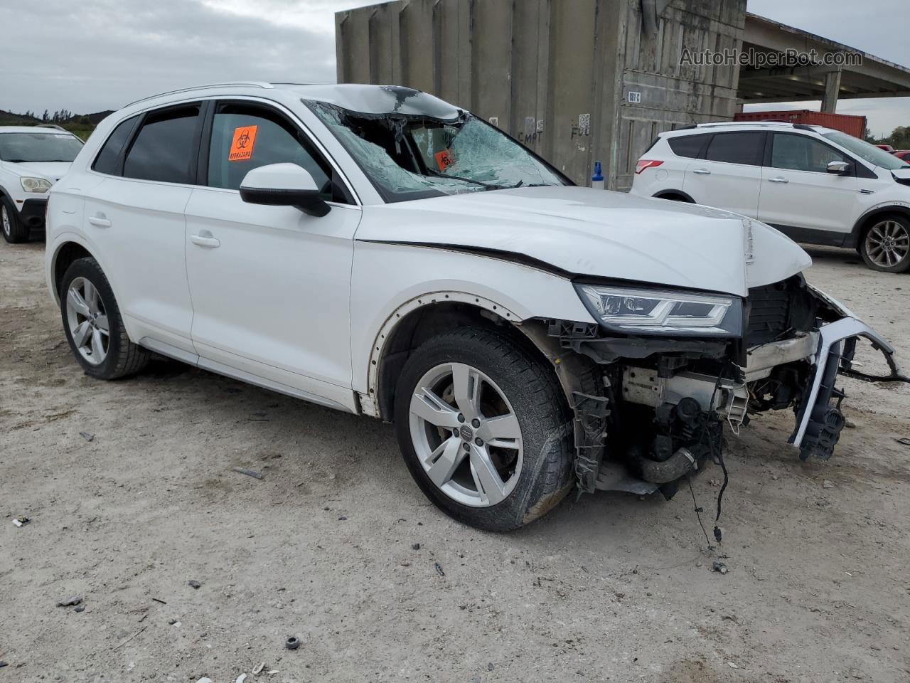 2018 Audi Q5 Premium Plus White vin: WA1BNAFY7J2097713