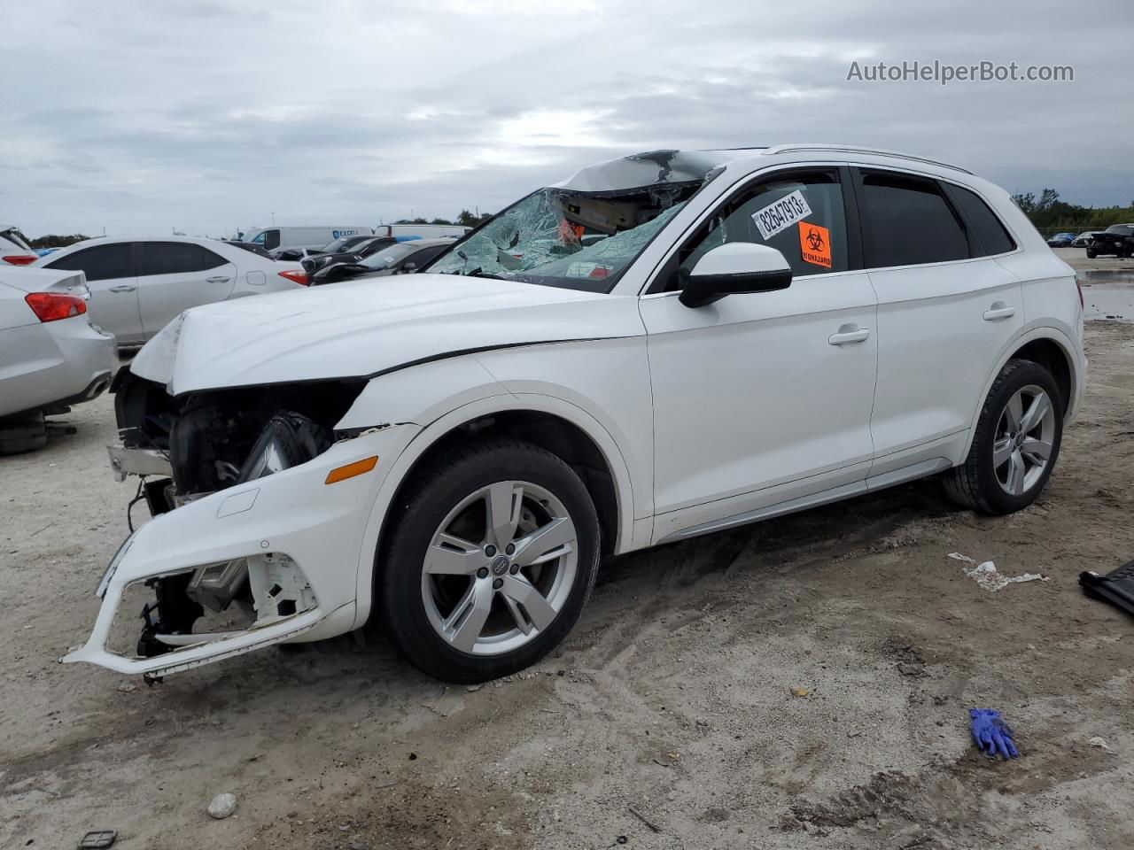 2018 Audi Q5 Premium Plus Белый vin: WA1BNAFY7J2097713