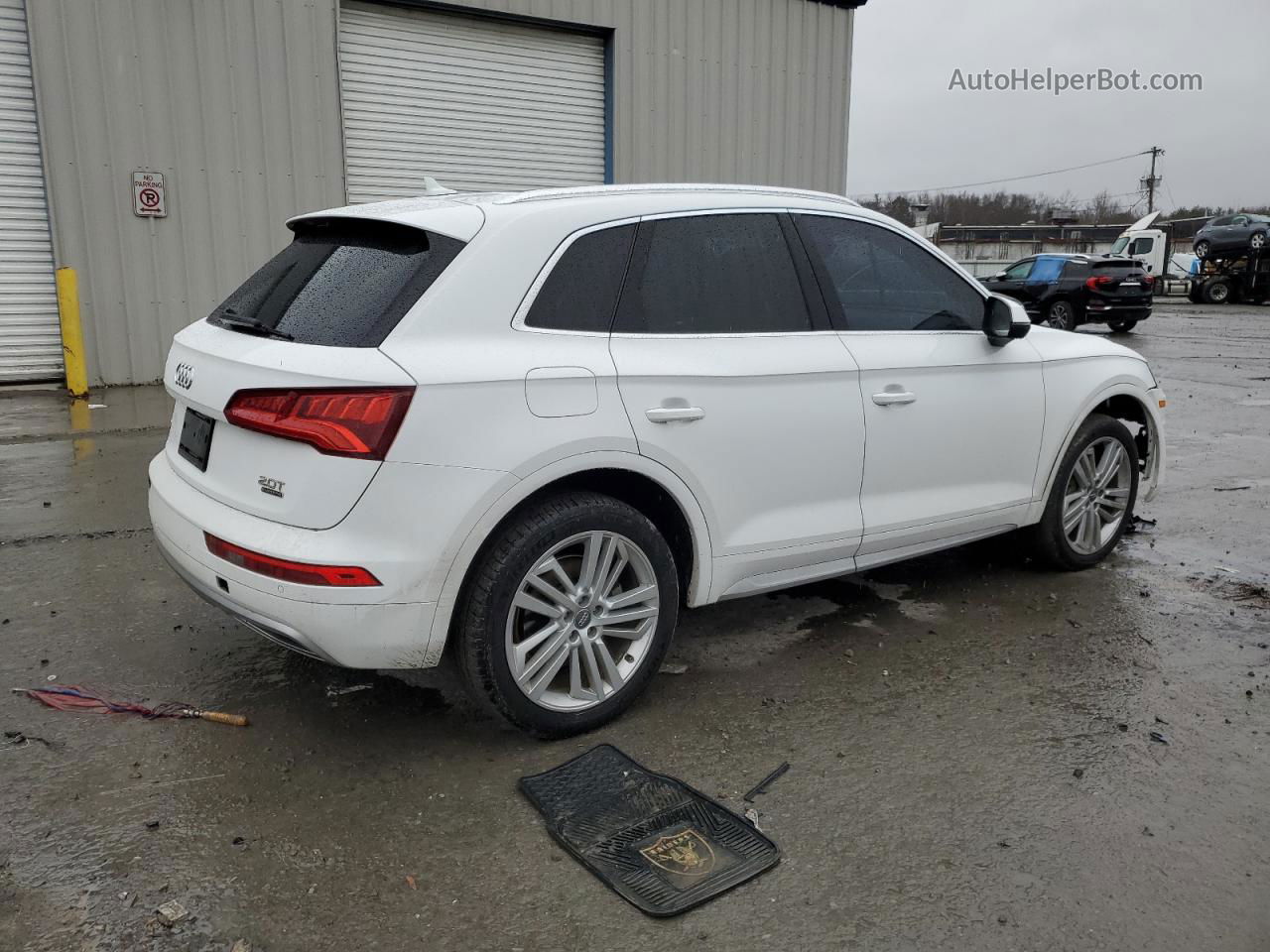 2018 Audi Q5 Premium Plus White vin: WA1BNAFY7J2107320