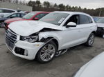 2018 Audi Q5 Premium Plus White vin: WA1BNAFY7J2136283