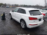 2018 Audi Q5 2.0t Premium/2.0t Tech Premium White vin: WA1BNAFY7J2237405