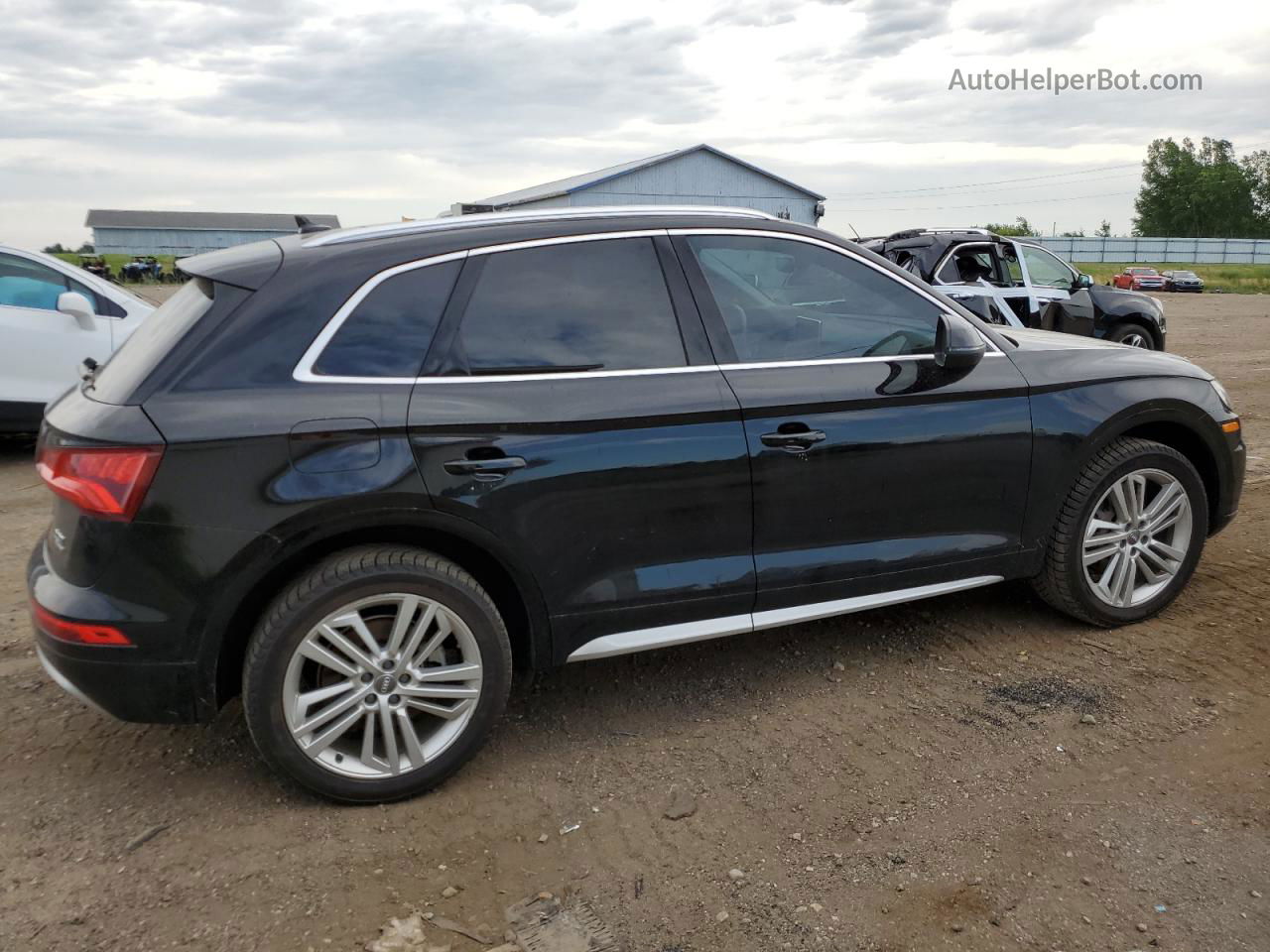 2018 Audi Q5 Premium Plus Черный vin: WA1BNAFY8J2218782