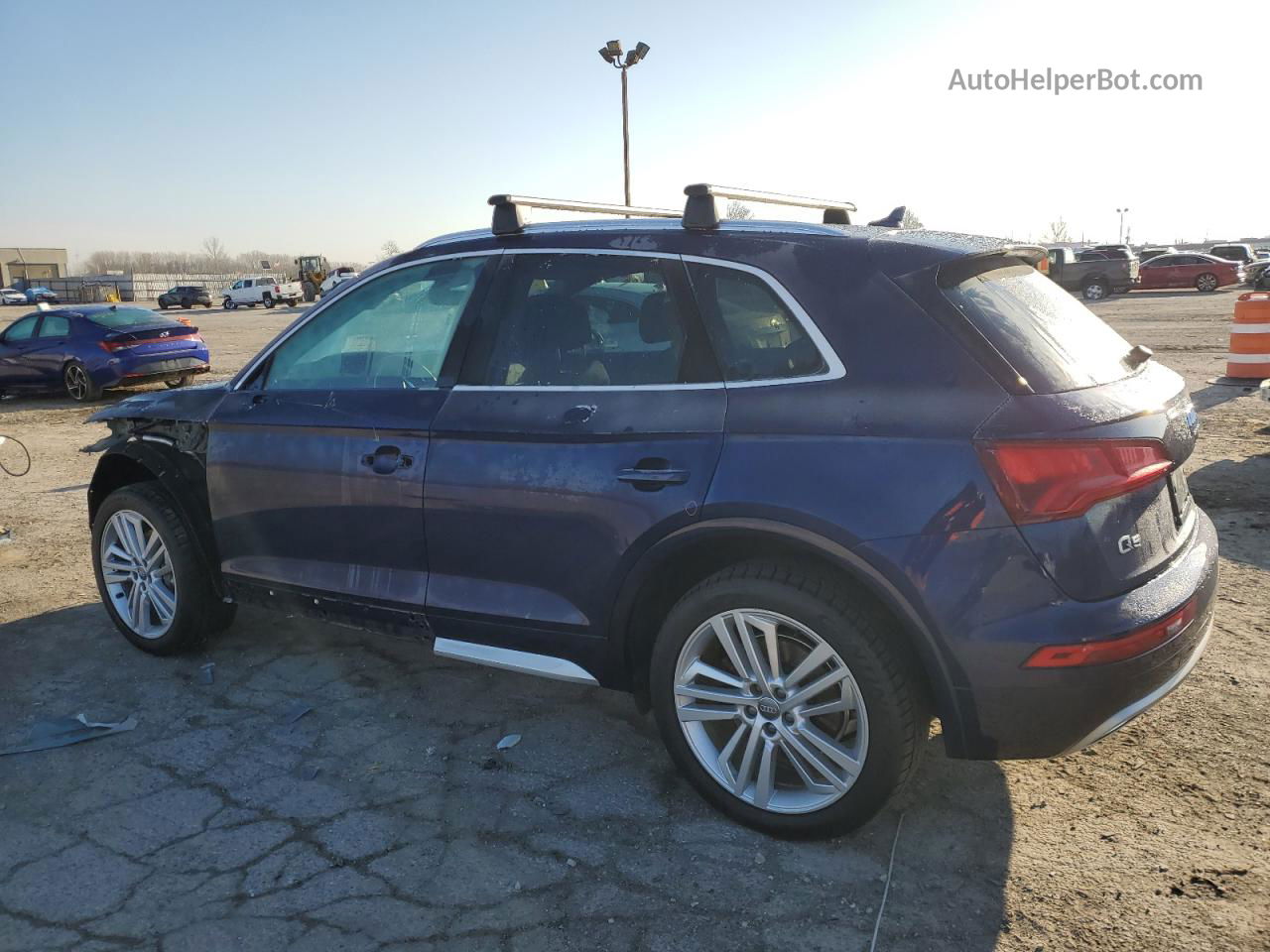 2018 Audi Q5 Premium Plus Синий vin: WA1BNAFY9J2237812