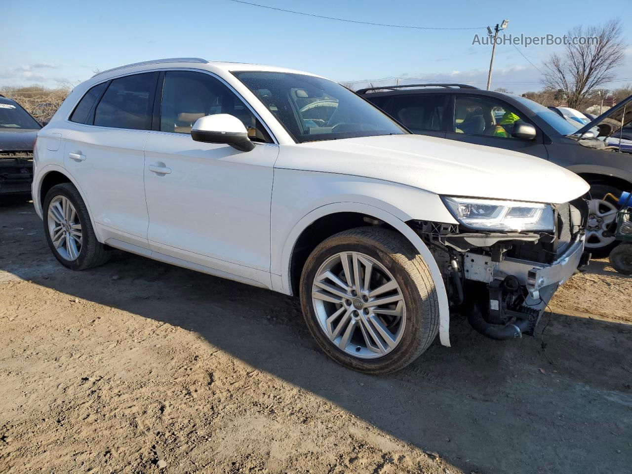 2018 Audi Q5 Premium Plus White vin: WA1BNAFY9J2240516