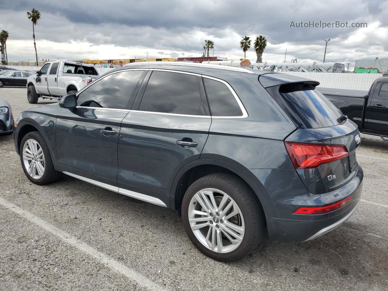 2018 Audi Q5 Premium Plus Gray vin: WA1BNAFYXJ2043628