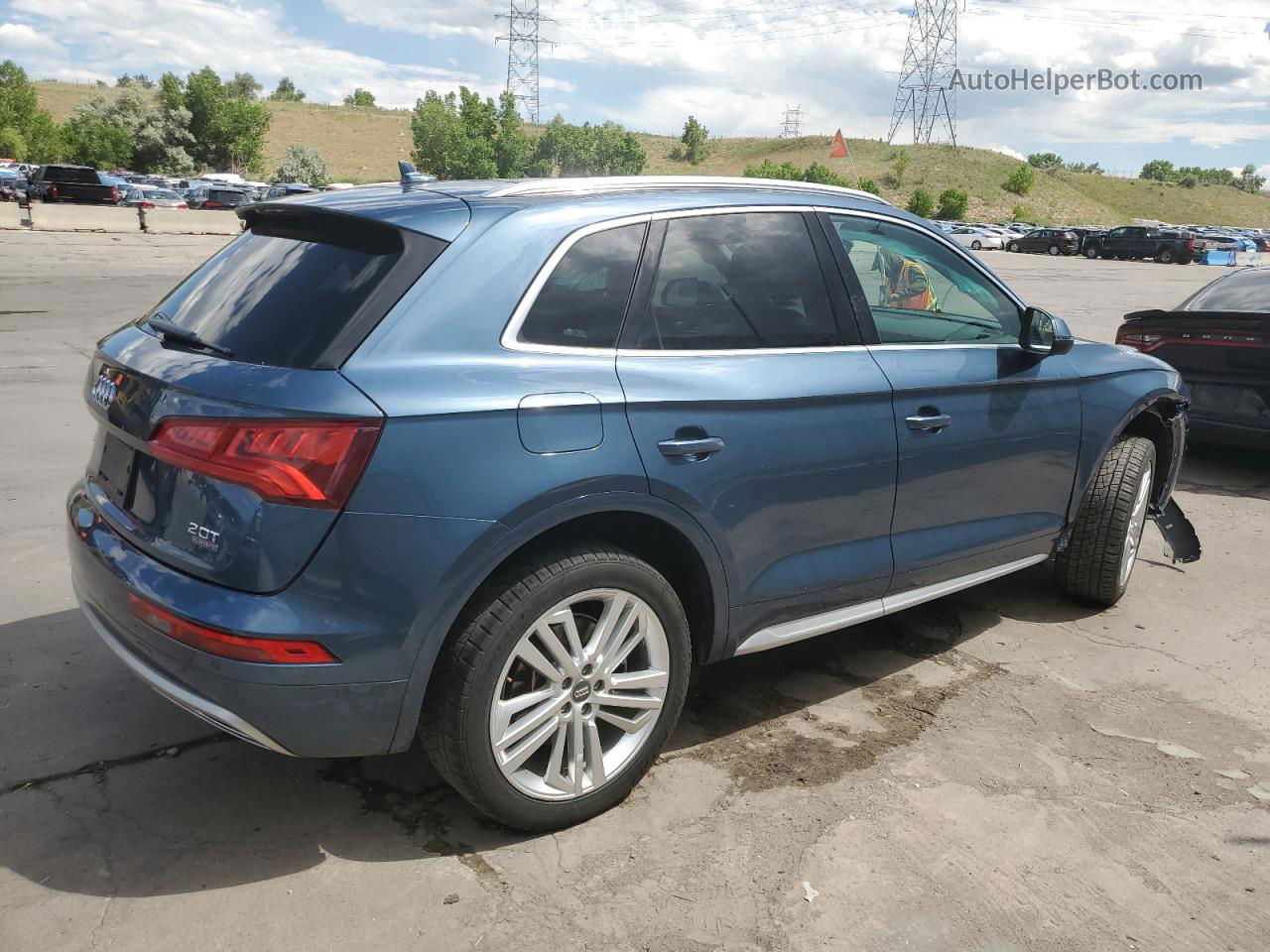 2018 Audi Q5 Premium Plus Синий vin: WA1BNAFYXJ2076838