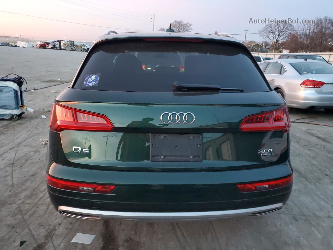 2018 Audi Q5 Premium Plus Green vin: WA1BNAFYXJ2229430