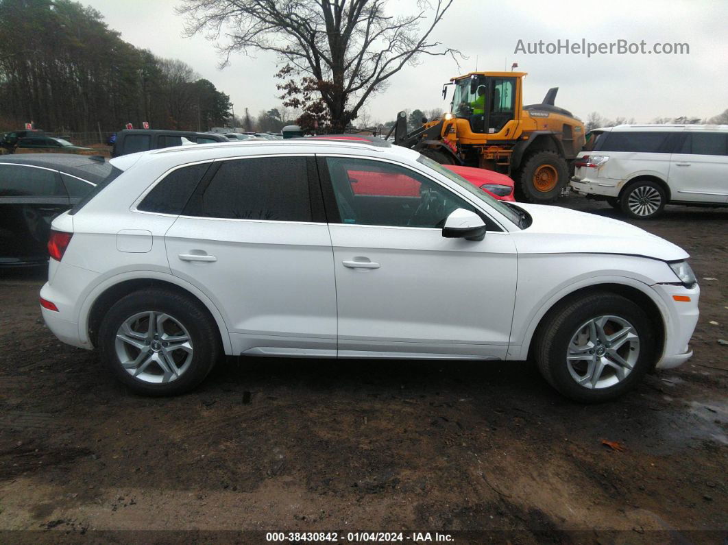 2018 Audi Q5 2.0t Premium/2.0t Tech Premium White vin: WA1BNBFY3J2110284