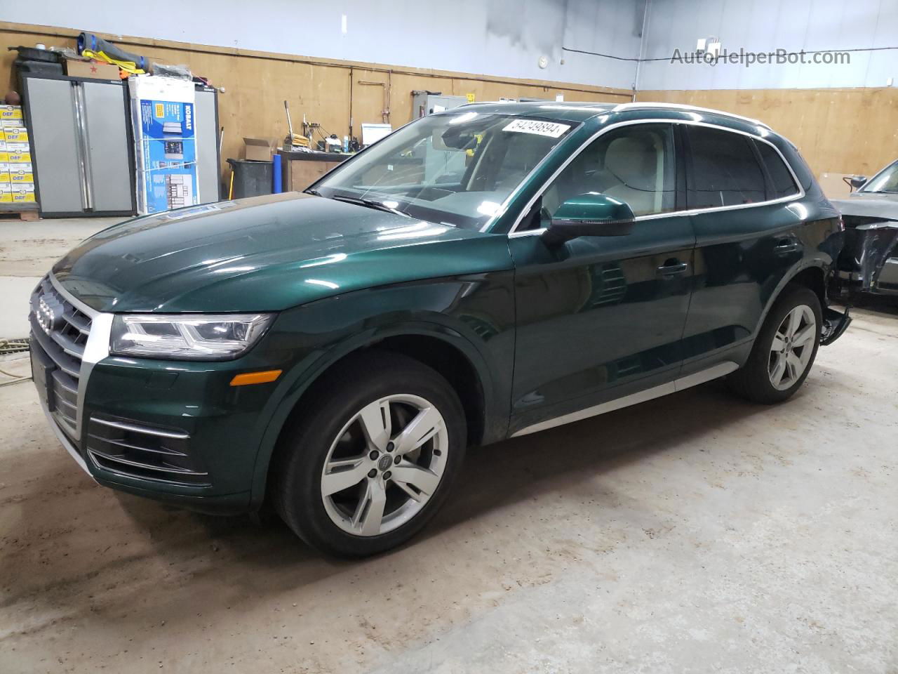 2018 Audi Q5 Premium Plus Зеленый vin: WA1BNBFY4J2030556