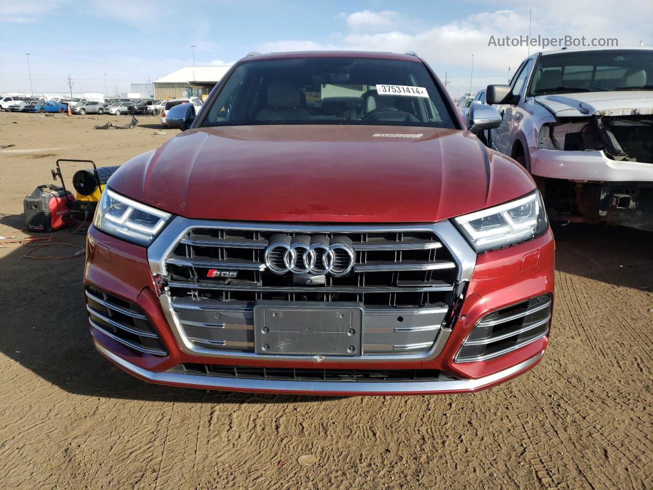 2018 Audi Sq5 Prestige Red vin: WA1C4BFY7J2055314