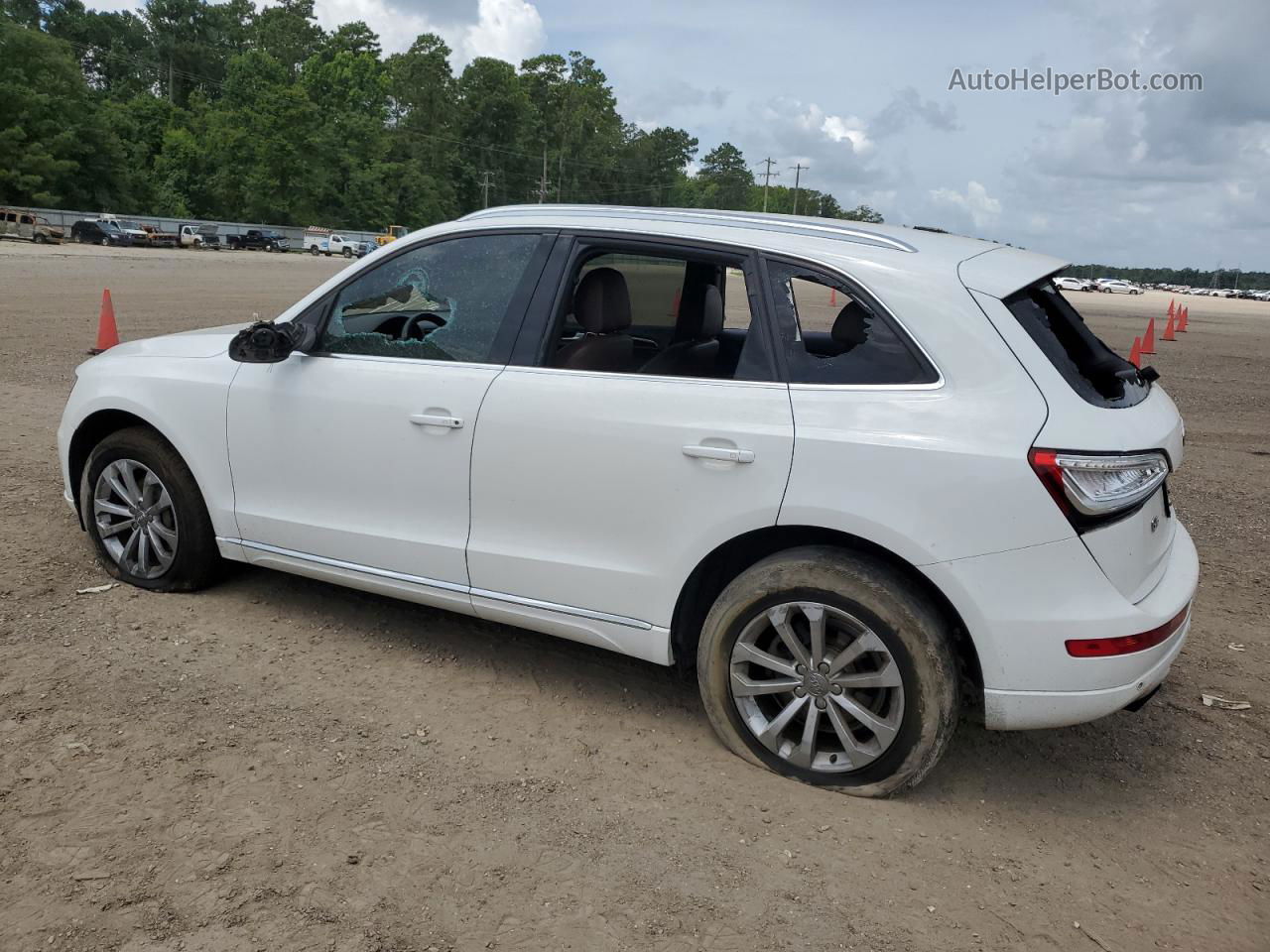 2014 Audi Q5 Premium Белый vin: WA1CFAFP7EA044675