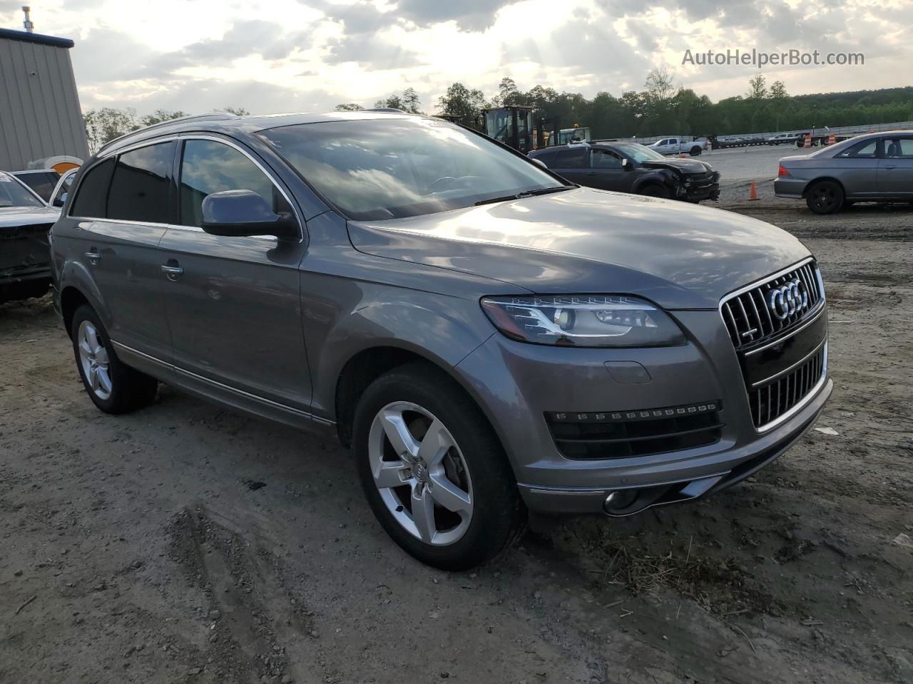 2015 Audi Q7 Premium Серый vin: WA1CGAFE1FD027690