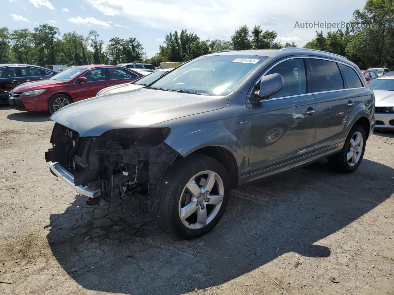 2015 Audi Q7 Premium Серый vin: WA1CGAFE3FD022250