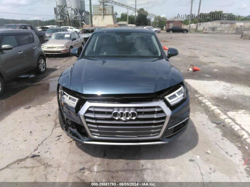 2018 Audi Q5 2.0t Premium/2.0t Tech Premium Синий vin: WA1CNAFY3J2167888