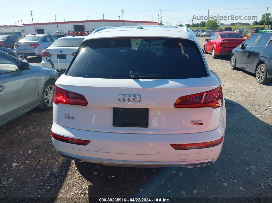 2018 Audi Q5   White vin: WA1CNAFY6J2165844