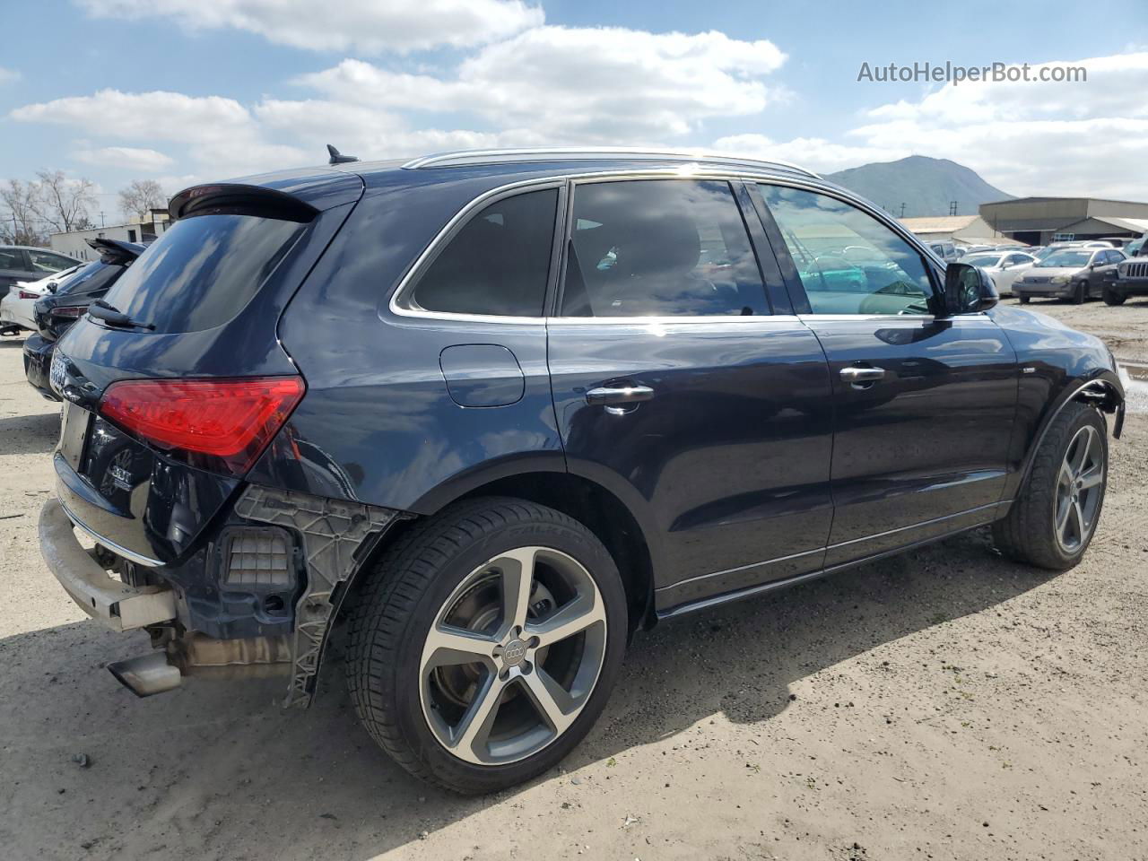 2016 Audi Q5 Premium Plus S-line Черный vin: WA1D7AFP0GA046322