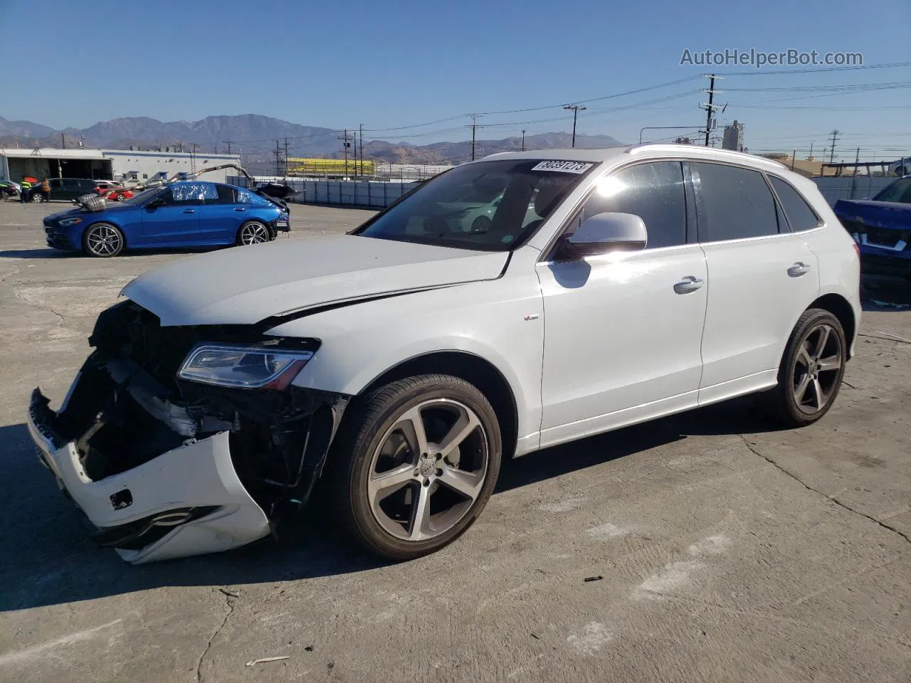 2016 Audi Q5 Premium Plus S-line Белый vin: WA1D7AFP1GA130794