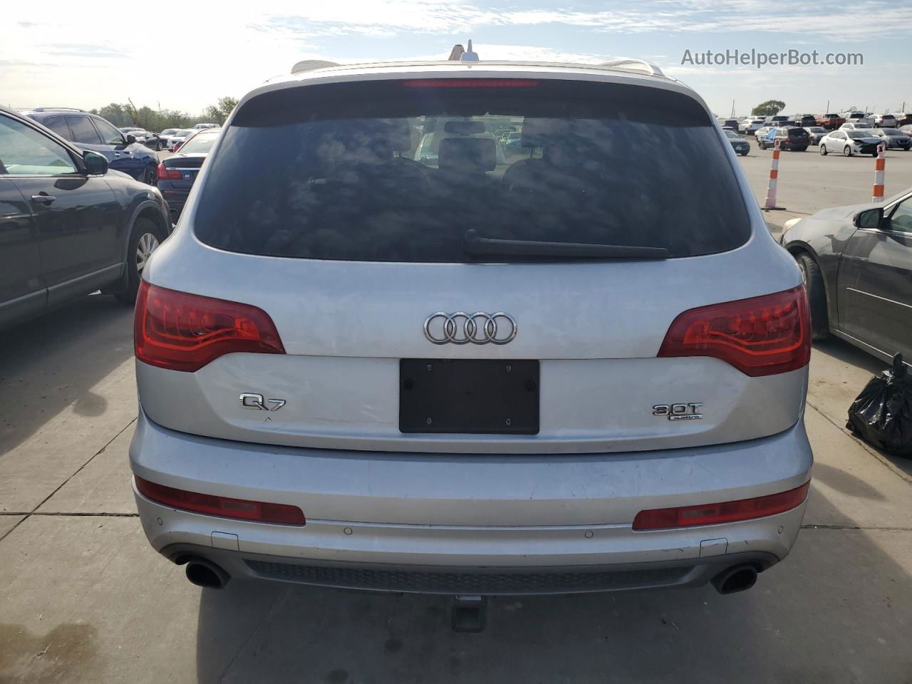 2015 Audi Q7 Prestige Silver vin: WA1DGAFE0FD013042