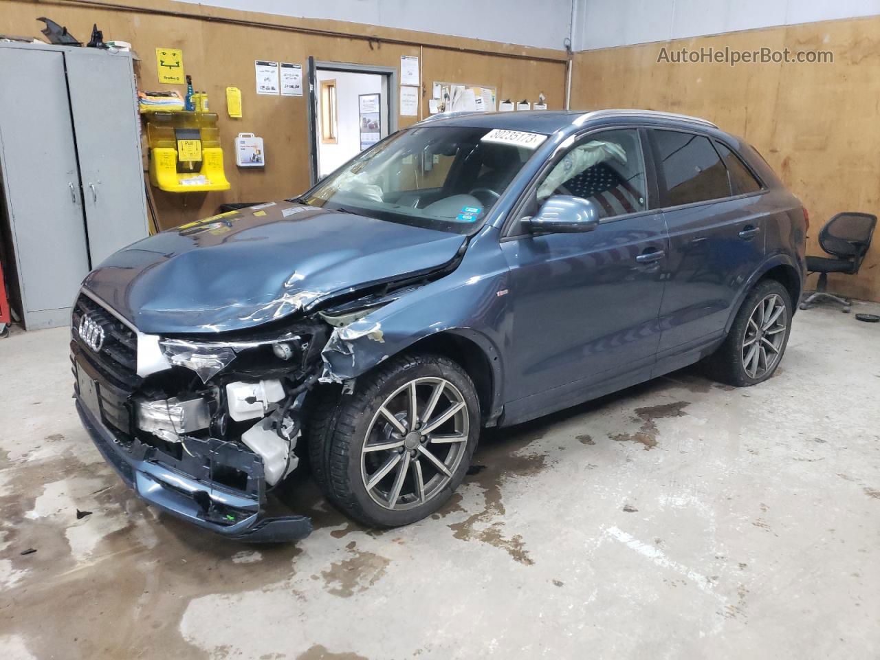 2018 Audi Q3 Premium Blue vin: WA1ECCFS1JR020661