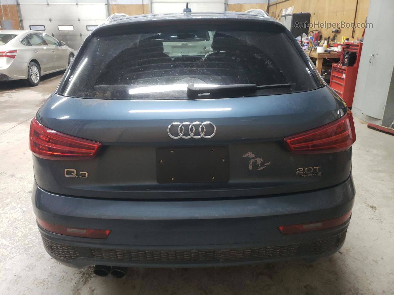 2018 Audi Q3 Premium Синий vin: WA1ECCFS1JR020661