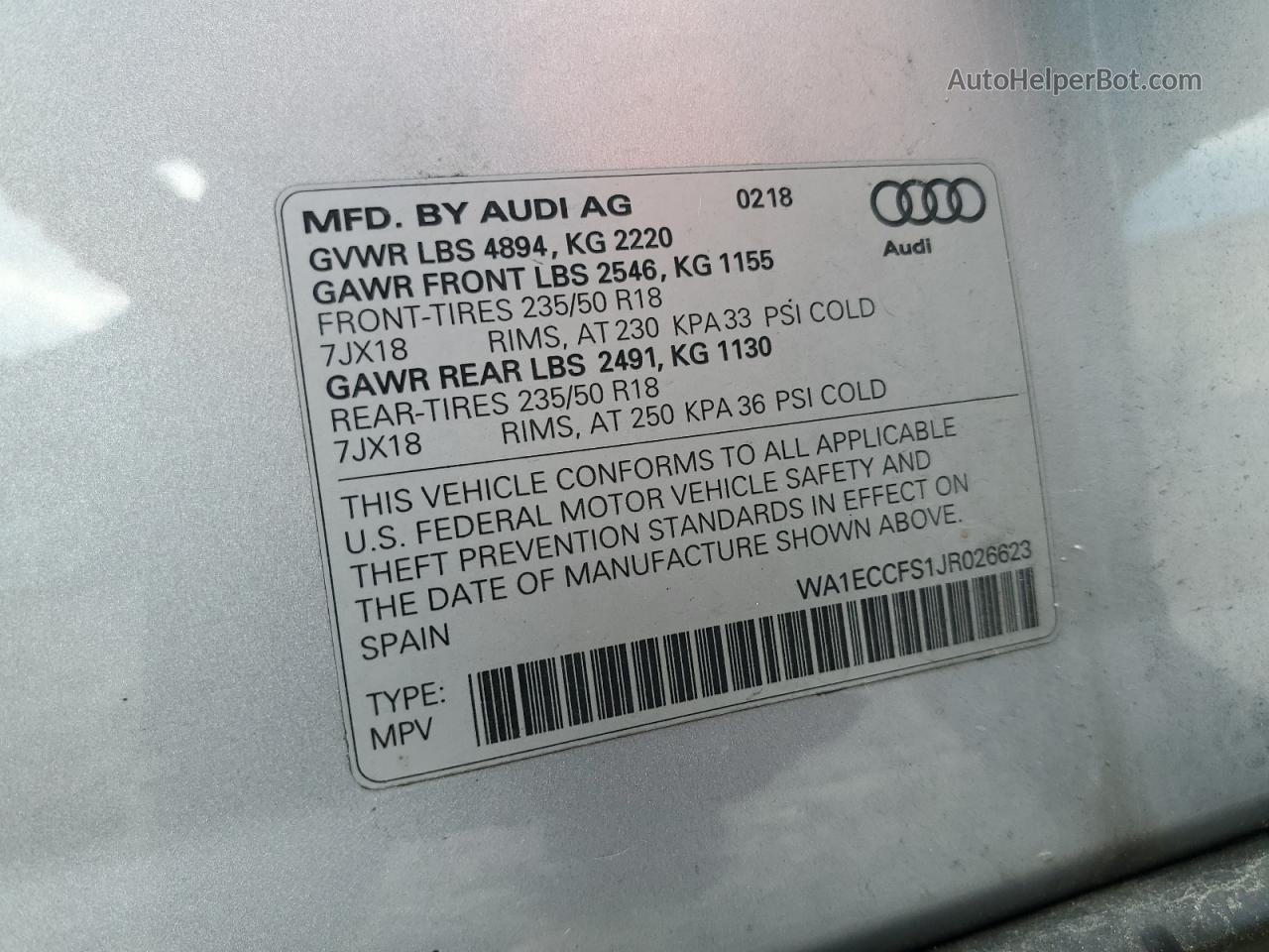 2018 Audi Q3 Premium Серебряный vin: WA1ECCFS1JR026623