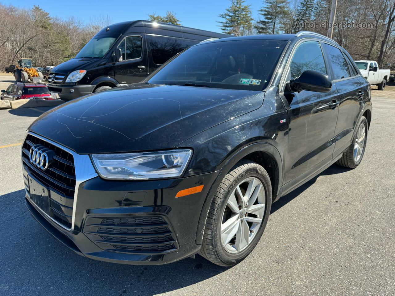 2018 Audi Q3 Premium Черный vin: WA1ECCFS5JR017021