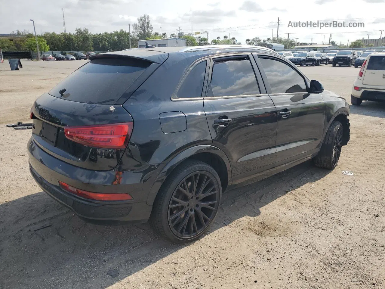 2018 Audi Q3 Premium Black vin: WA1ECCFS5JR033669