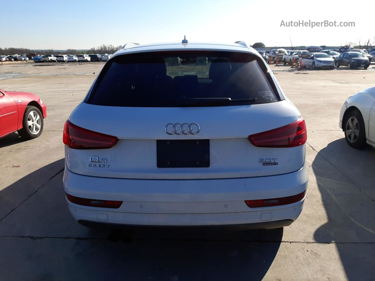 2018 Audi Q3 Premium Белый vin: WA1ECCFS7JR006893